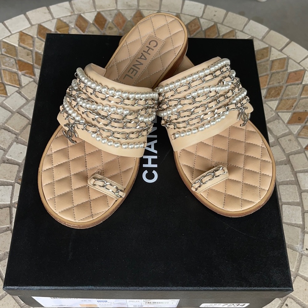 Chanel sandal